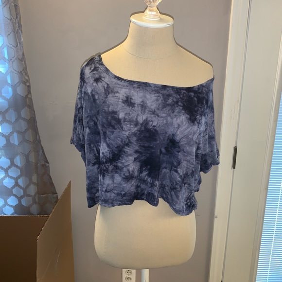 Exist cute crop top tie dye off the shoulder 💜 - Picture 1 of 7